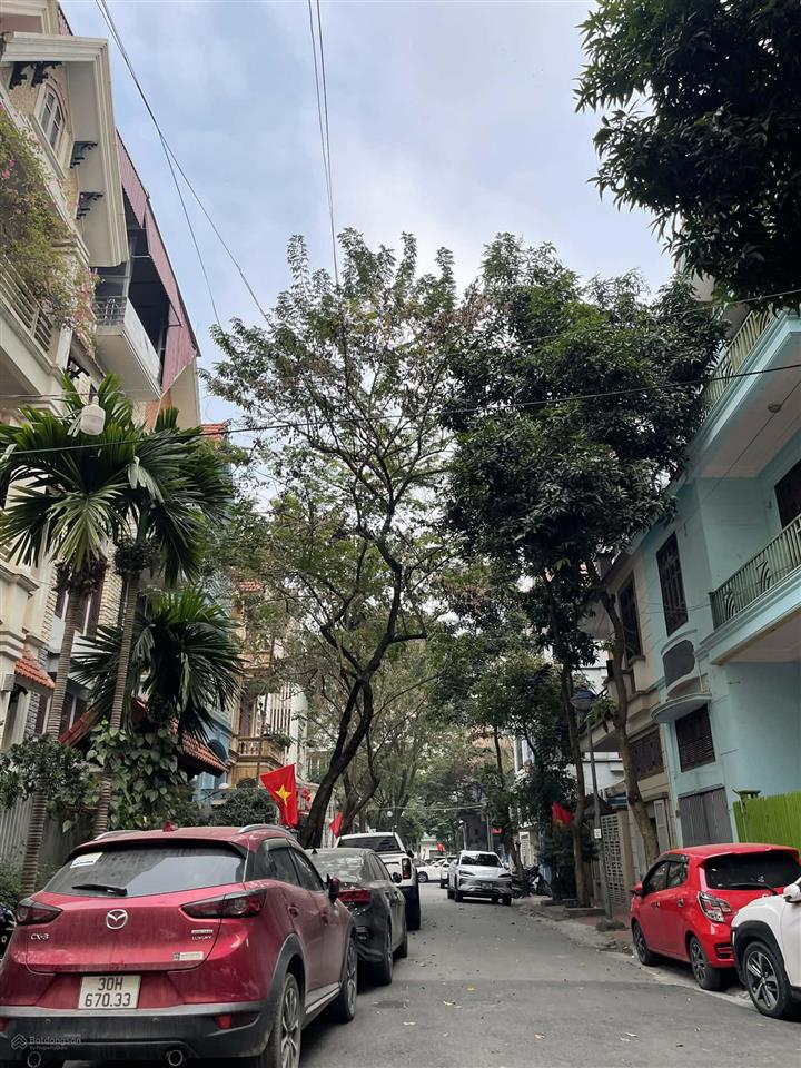 Bán tòa chdv huy du  lê đức thọ, 105m2, 8 tầng, mt 6m, dòng tiền 1.2 tỷ/năm, 3 ô tô tránh!