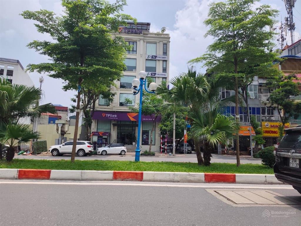 Bán nhà mặt phố hoàng quốc việt  hoàng sâm, 105m2, 8t, mt 6.6m, vỉa hè, kinh doanh