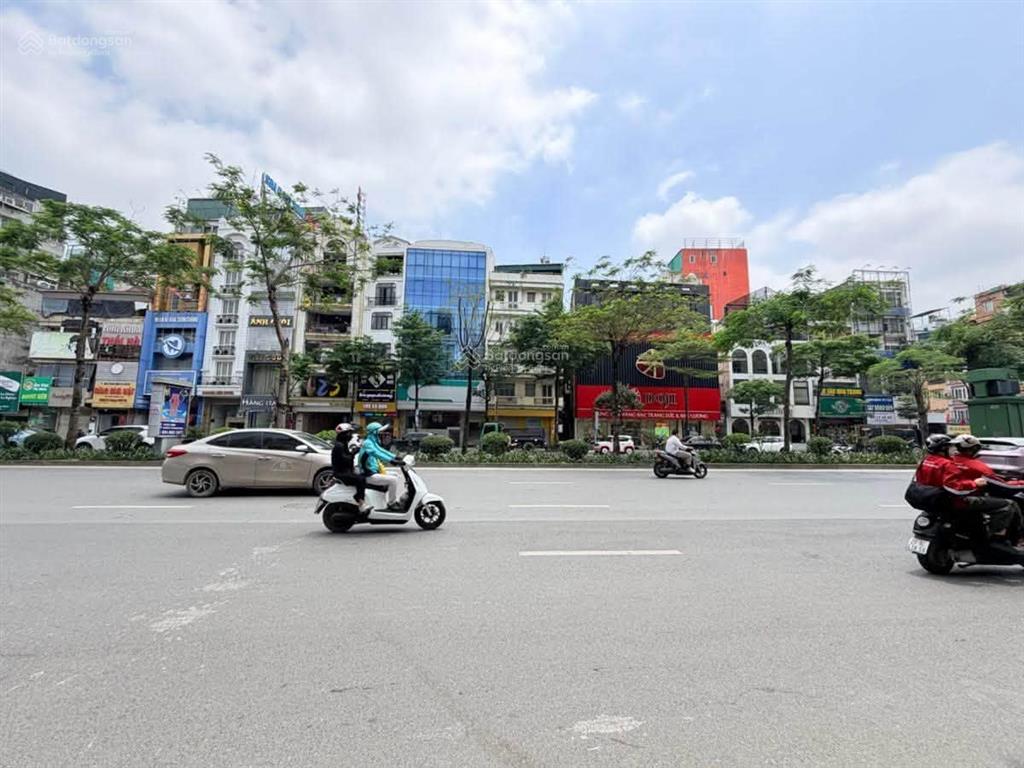 Bán tòa nhà xã đàn, 79m2, 9 tầng, mt 6.4m, ô tô tránhthông, quy hoạch ổn định.