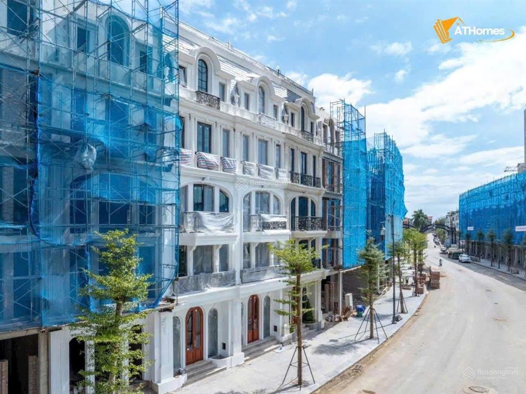 Bán tòa văn phòng mặt phố phú thượng, 157m2, 11t, mt 33m, ô tô tránh, gần noble crystal tây hồ
