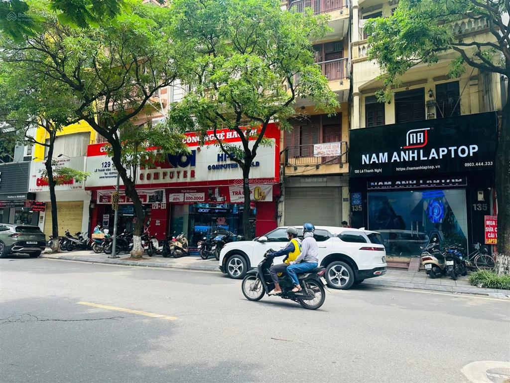 Bán tòa văn phòng mặt phố lê thanh nghị  bạch mai, 457m2, 9t, mt 14.3m, dòng tiền 6 tỷ/năm.