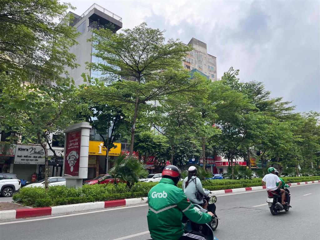 Bán nhà hoàng quốc việtnghĩa đô, 120m2, mt 9m, ô tô tránhthông, xây building siêu đẹp!