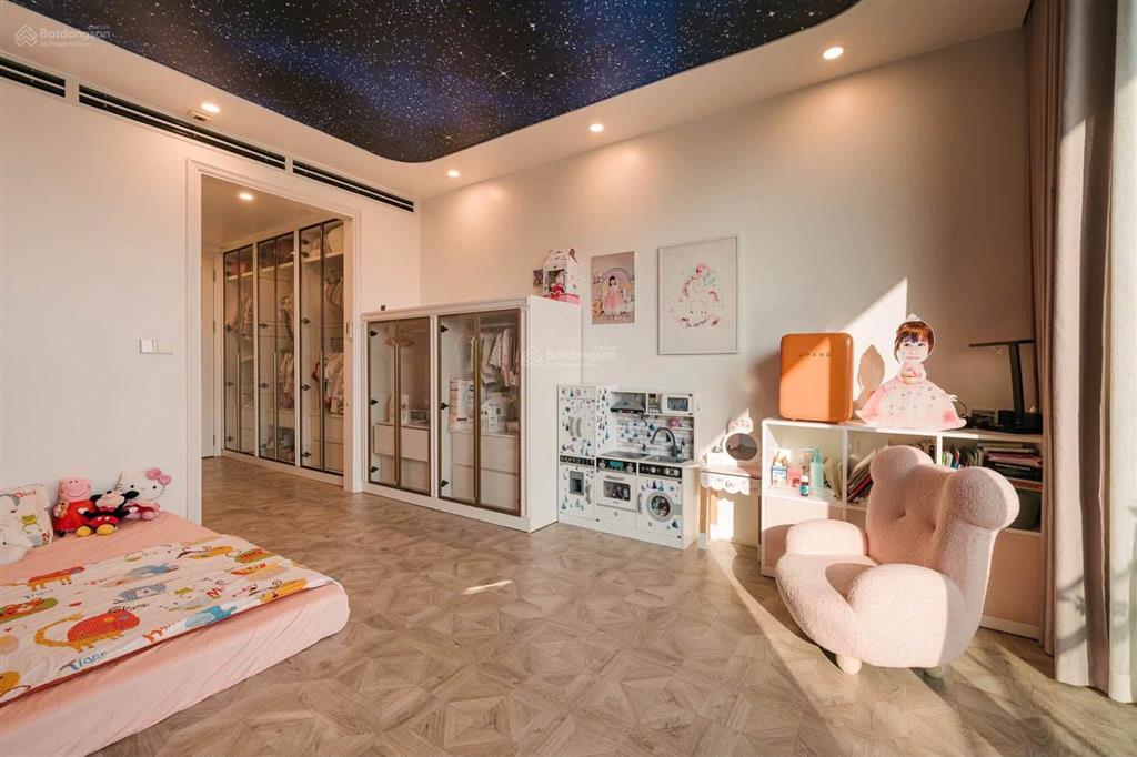 Bán căn hộ cao cấp five star westlaketây hồ, 164m2,2 ngủ master, 3wc, sổ lâu dài, view hồ tây đẹp!