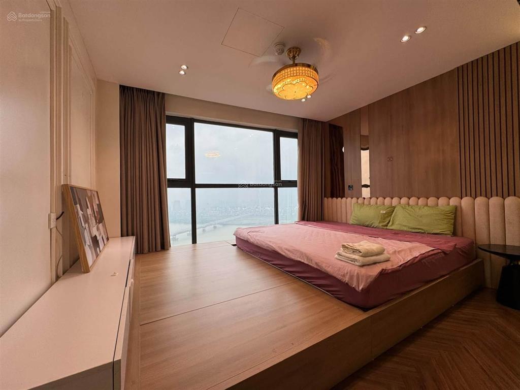 Bán penthouse mipec riverside long biên, 227m2, 4 ngủ, 3 wc, 2 tầng view trọn sông hồng!