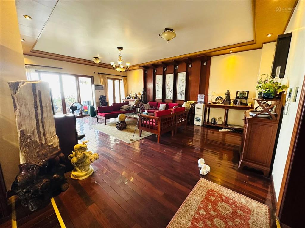 Chính chủ gửi bán penthouse vimeco nguyễn chánhcầu giấy, 469m2, 4 ngủ, 5wc, 2 ban công, slot ô tô