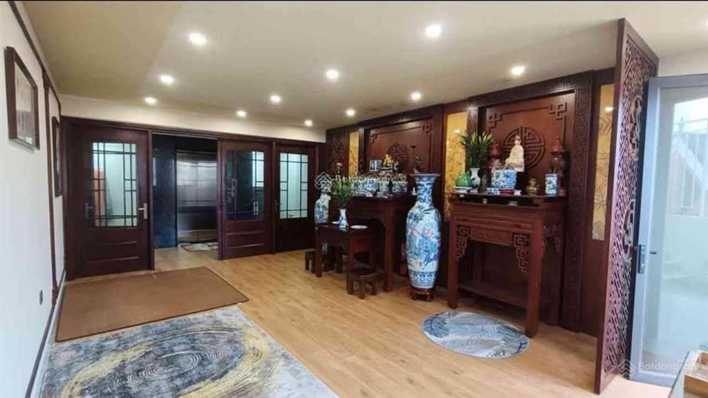 Bán nhà phố tôn thất tùnglê trọng tấn, 131m2, 6t, mt 5.4m, 2 ô tô tránh, thang máy, qh ổn định