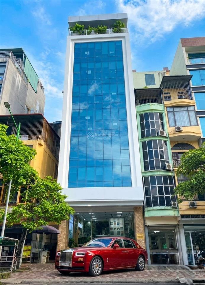 Bán tòa văn phòng gần ngã tư sở, 191m2, 8 tầng, mt 10m, dòng tiền 2.4 tỷ/năm, quy hoạch ổn định