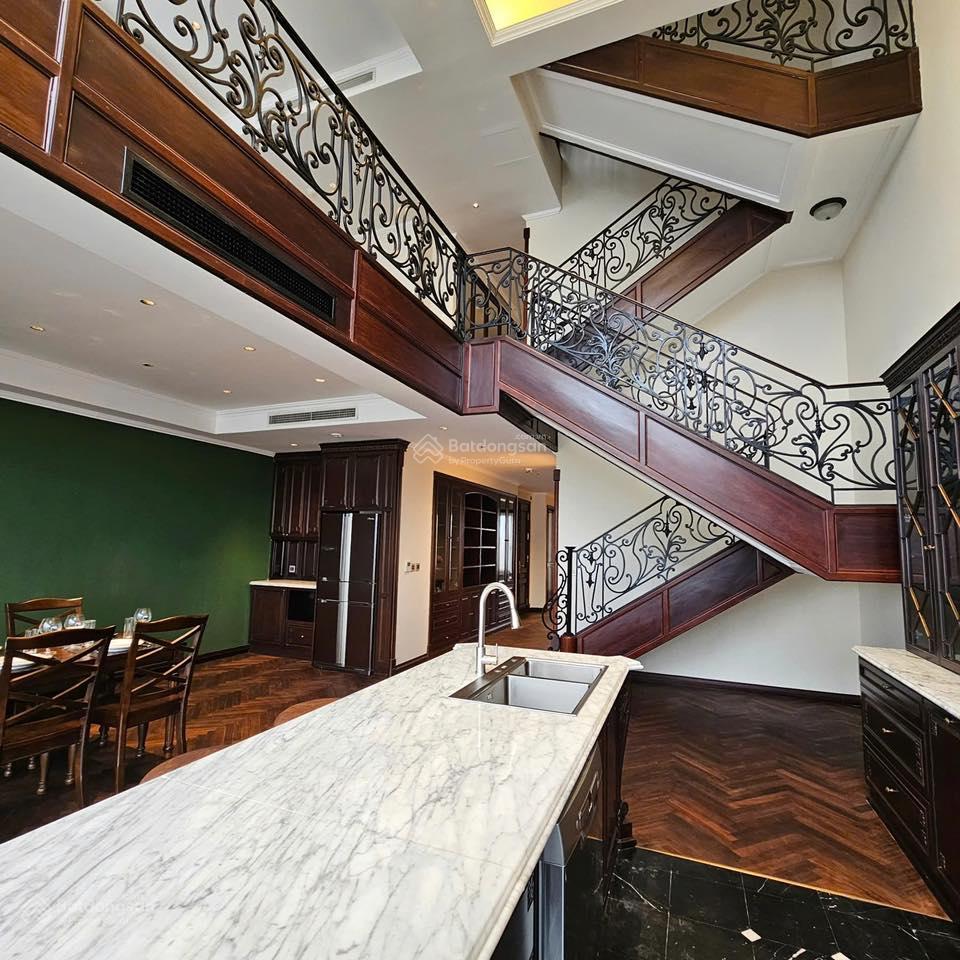 Bán nhà tô ngọc vân, 170m2, 10 tầng, mt 8m, ô tô, dòng tiền cao, hoàn công, ít phút chạm tới hồ tây