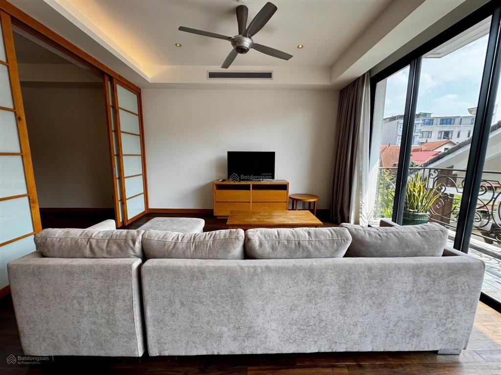 Bán nhà tô ngọc vân, 170m2, 10 tầng, mt 8m, ô tô, dòng tiền cao, hoàn công, ít phút chạm tới hồ tây