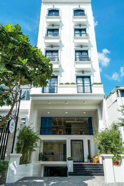 Bán nhà tô ngọc vân, 170m2, 10 tầng, mt 8m, ô tô, dòng tiền cao, hoàn công, ít phút chạm tới hồ tây