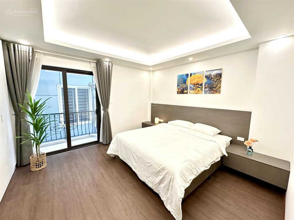 Bán nhà văn caothụy khuê, 180m2, 7t, mt 9m, gần hồ tây, view hồ, sẵn dòng tiền 1.2 tỷ/năm.