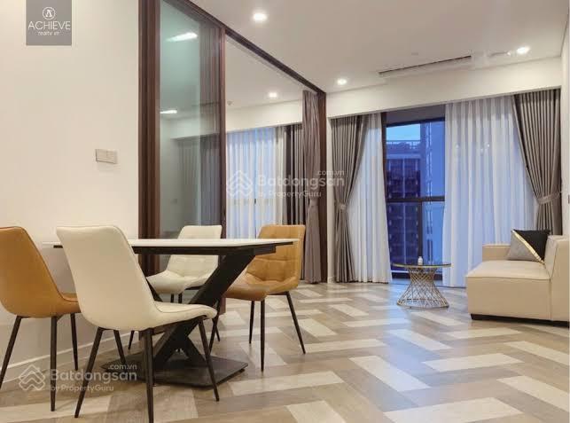 Bán nhà văn caothụy khuê, 180m2, 7t, mt 9m, gần hồ tây, view hồ, sẵn dòng tiền 1.2 tỷ/năm.