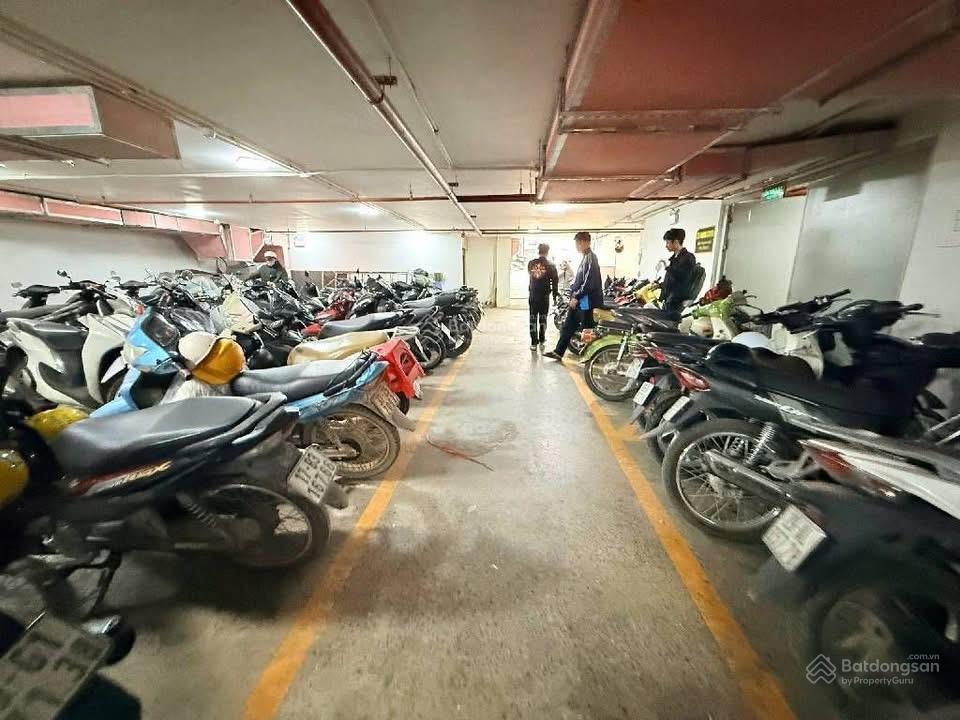 Bán toà văn phòng mặt phố cầu giấy, 382/400m2, 11 tầng, mt 14m, dòng tiền 13.2 tỷ/năm, hoàn công!