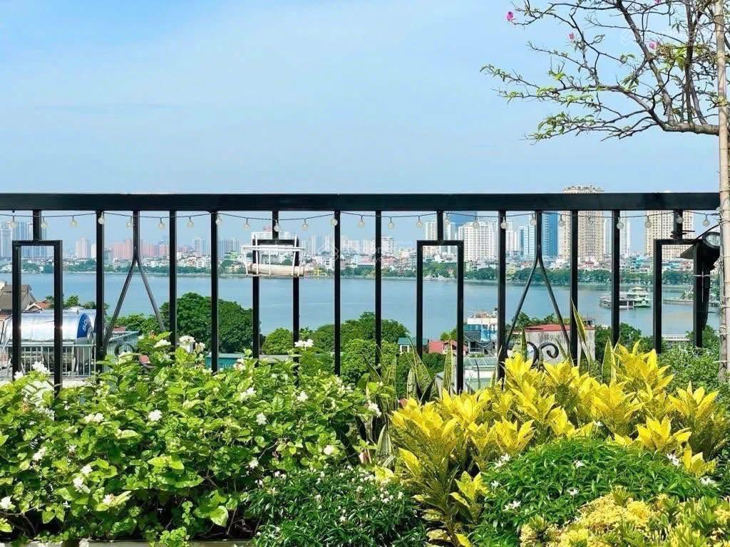 Bán nhà mặt phố quảng bátô ngọc vân, 128/145m2, 9t, mt 8.5m, view hồ tây!