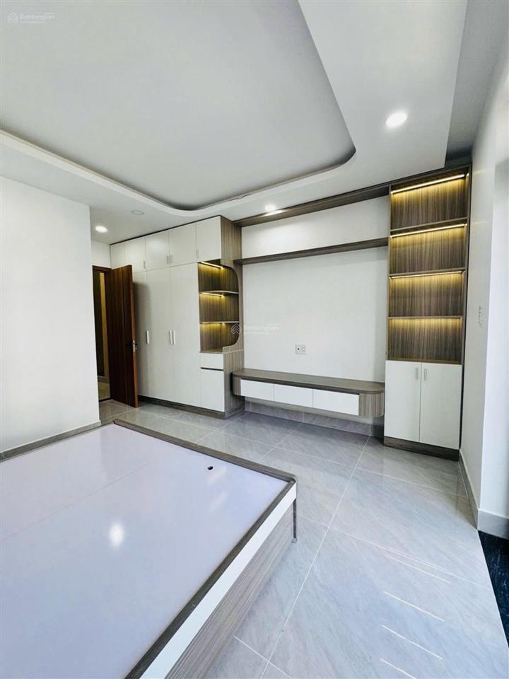 Nhà mới 5 tầng/68m2 hẻm 8m giá chỉ 8,35 tỷ còn tl, tặng full nội thất cao cấp, sổ hoàn công đầy đủ
