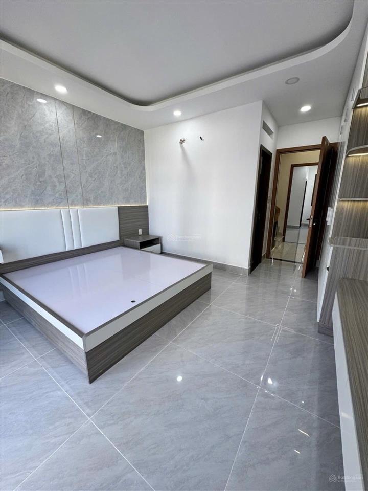 Nhà mới 5 tầng/68m2 hẻm 8m giá chỉ 8,35 tỷ còn tl, tặng full nội thất cao cấp, sổ hoàn công đầy đủ