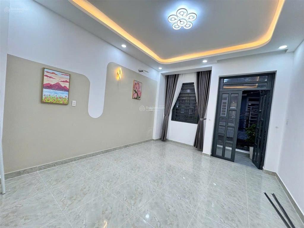 Nhà cạnh aeon bình tân 52m2/4 tầng/hẻm 7mgiá 6,45tỷ, nhà mới full nt ở liền, sổ hoàn công đầy đủ.