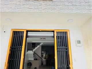 Nhà 34m2/4,95 tỷ hẻm 5m đường hoà bình( gần công viên đầm sen, trung tâm q.tân phú)