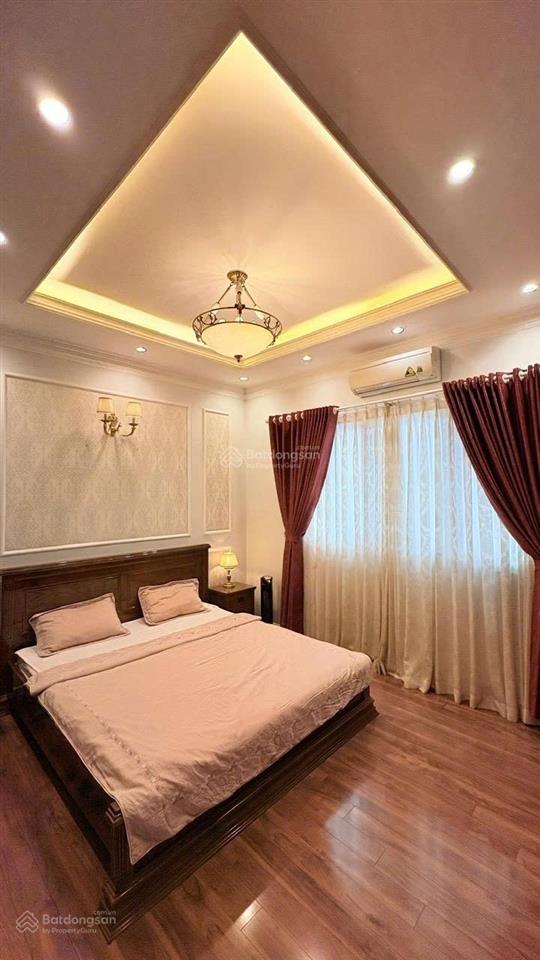 Bán biệt thự mt lê sao, q. tân phú, dt 160,5m2 (8,7mx18,5m)/3 tầng giá 47 tỷ (full nội thất)