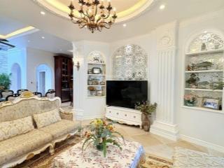 Bán biệt thự mặt tiền lê sao, q.tân phú, dt 160,5m2( 8,7mx18,5m)/3 tầng giá 52,5 tỷ(full nội thât)