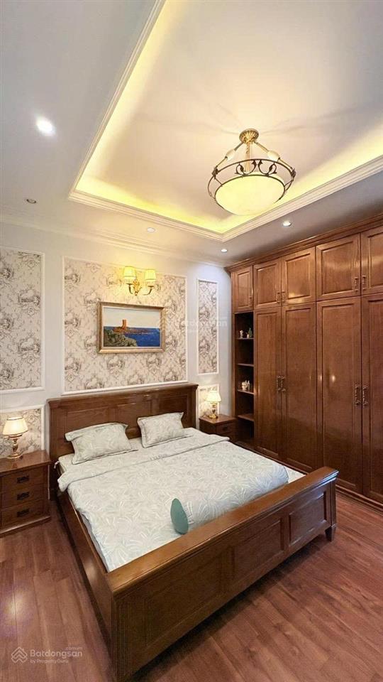 Bán biệt thự mt lê sao, q. tân phú, dt 160,5m2 (8,7mx18,5m)/3 tầng giá 47 tỷ (full nội thất)