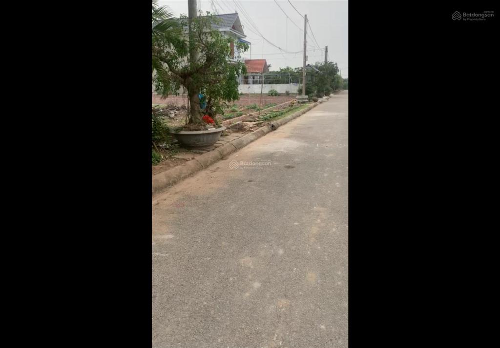 Bán đất tổ 8 phường an dương, 2 mặt tiền s 95m2 mặt tiền 5,9m đường trước đất 10m sđ chính chủ