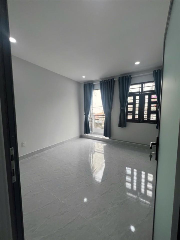 Bán nhà Măt Tiền  Q.12 Đông Hưng Thuận 2, DT 389m2, 6PN, 2 tầng, 22 TỶ Sổ Hồng.riêng /