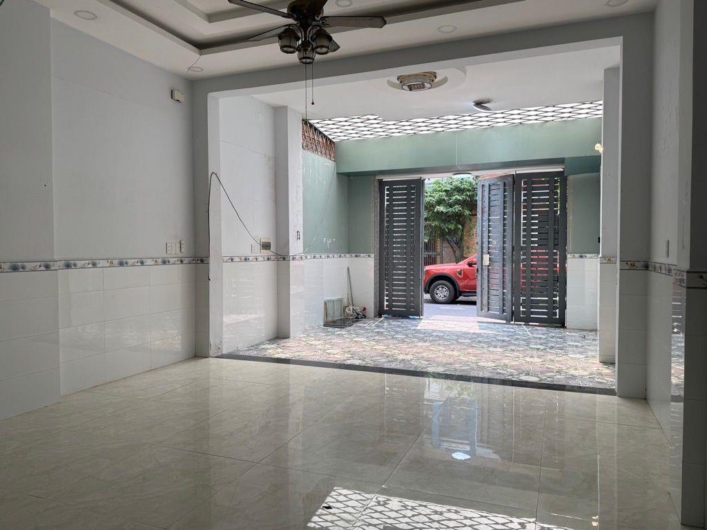 Bán nhà mặt tiền Lâm Thị Hố Q12 Trung Mỹ Tây, 79m2 2 tầng SHR. Giá 6.5 tỷ.