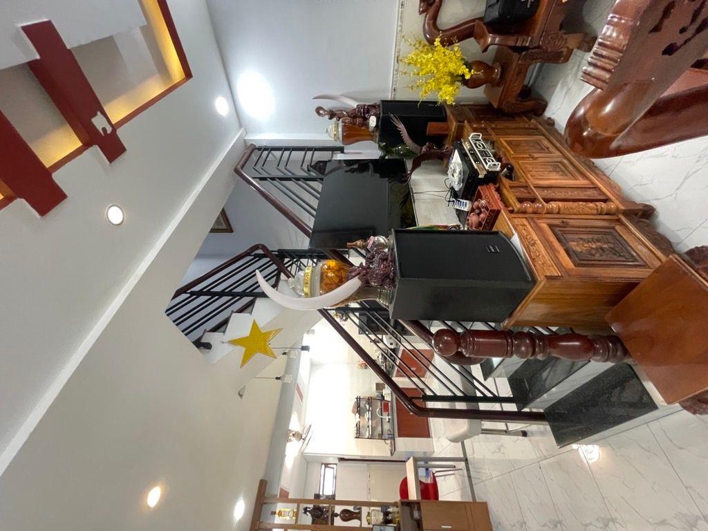 Bán nhà Hiep thành q12 4x17 [ 4 tầng xe hơi ] nhỉnh 5 tỷ