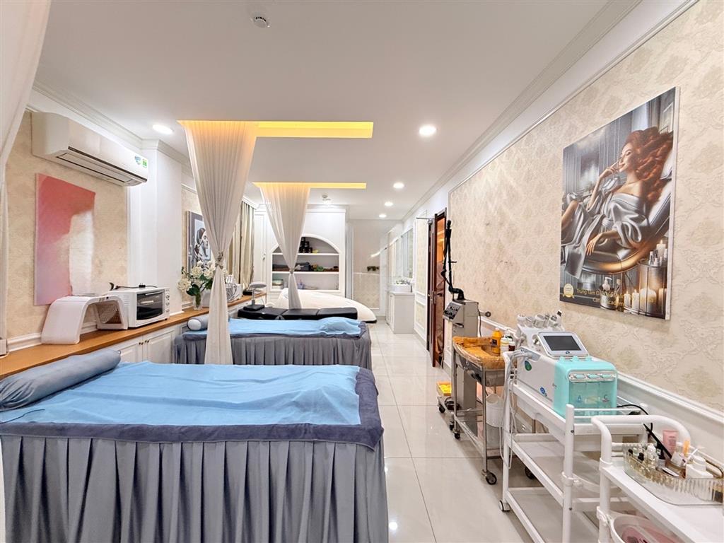 Bán nhanh Tòa nhà măT tiền TTH 21 Q12 9 X40 8 Tẩng 39 tỷ