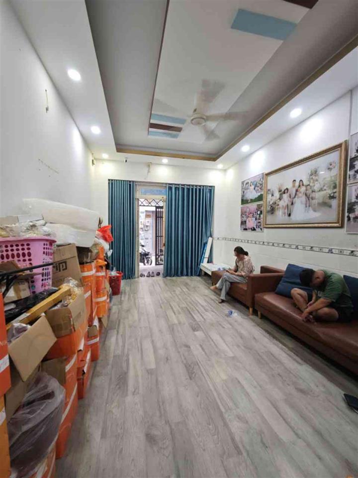 Bán nhà Lê thi Riêng q12 [ 4 x17 ] 4 tấng 4,8 tỷ