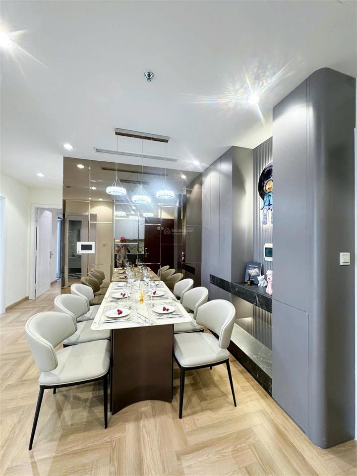 Bán căn hộ 3pn, 2wc, 106m2 tại park hill times city, giá siêu hời 11 tỷ vnd
