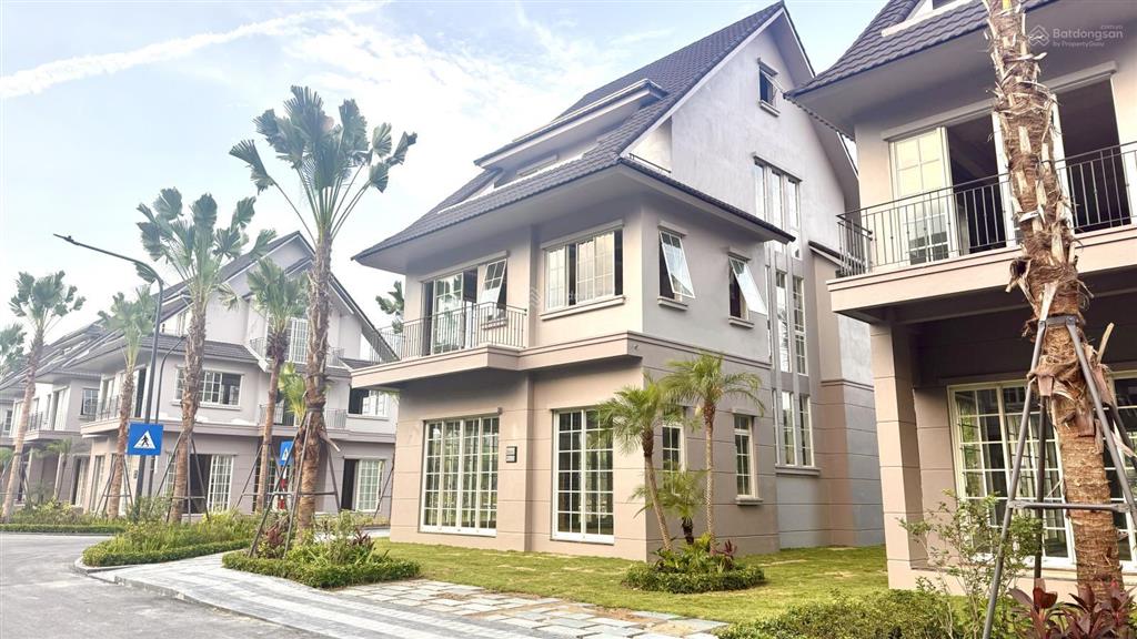 Bán biệt thự đảo eco central park vinh, nhận nhà ngay, hỗ trợ lãi suất đến tháng 4/2028. giá ưu đãi