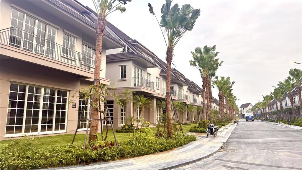 Bán biệt thự đảo eco central park vinh, nhận nhà ngay, hỗ trợ lãi suất đến tháng 4/2028. giá ưu đãi