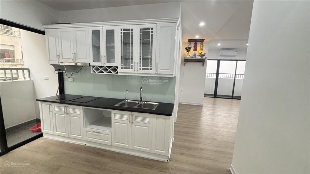 Chính chủ bán căn hộ chung cư 103m2, tại phường định công, hà nội