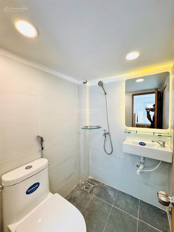 Nhà mới xây bancol  ngay lotte mart gò vấp