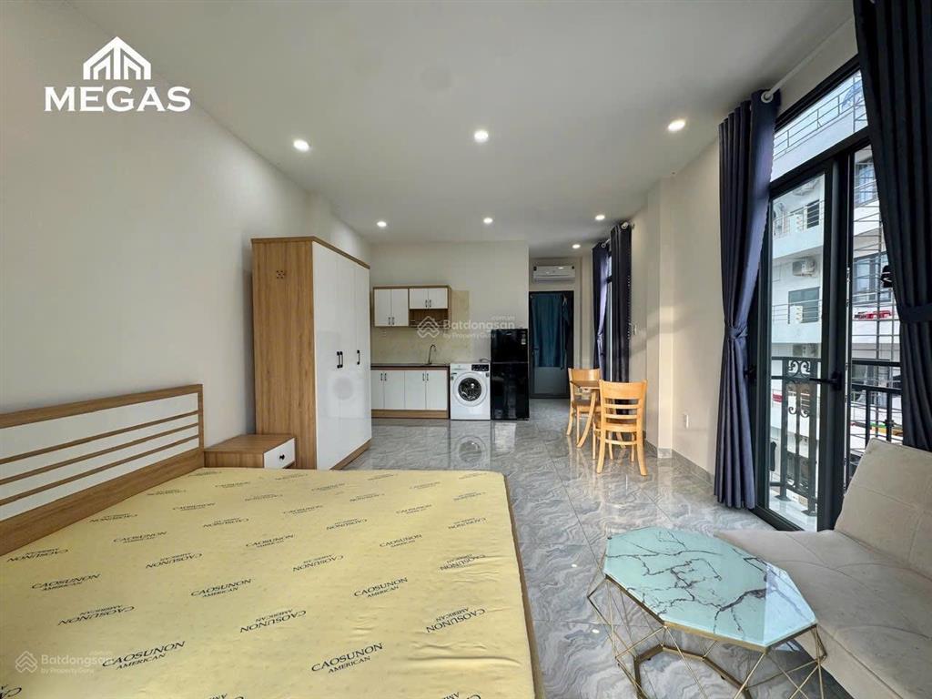 Nhà mới xây bancol  ngay lotte mart gò vấp