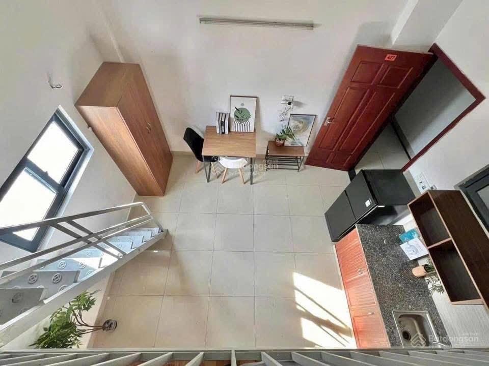 Nhà mới xây cơ gác ngay hồ con rùa  cv lê văn tám  võ thị sáu q1