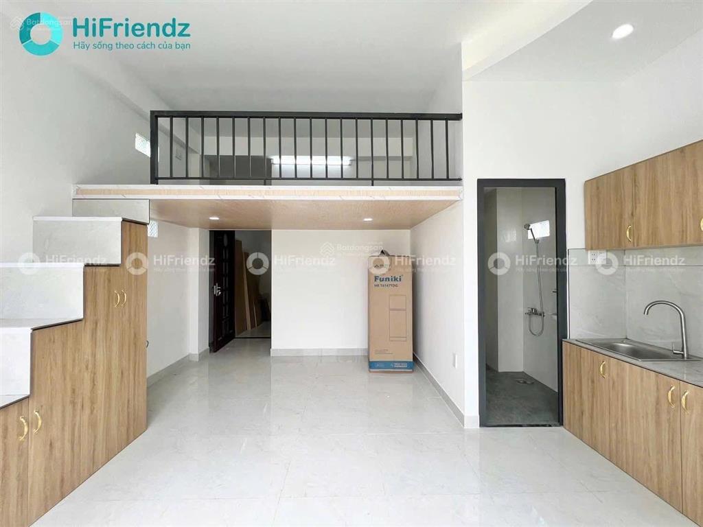 Cho thuê phòng gác duplex siêu rộng bancol ngay nguyễn trãi  trần hưng đạo q1