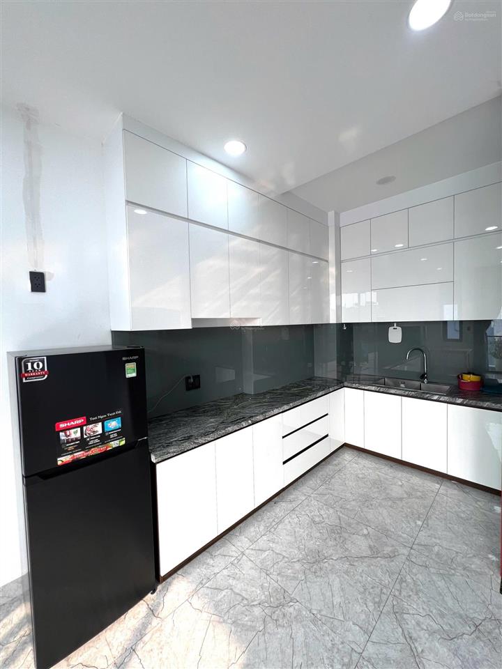 1pn siêu rộng 45m² ngay vòng xoay dân chủ q3  tiện qua q1