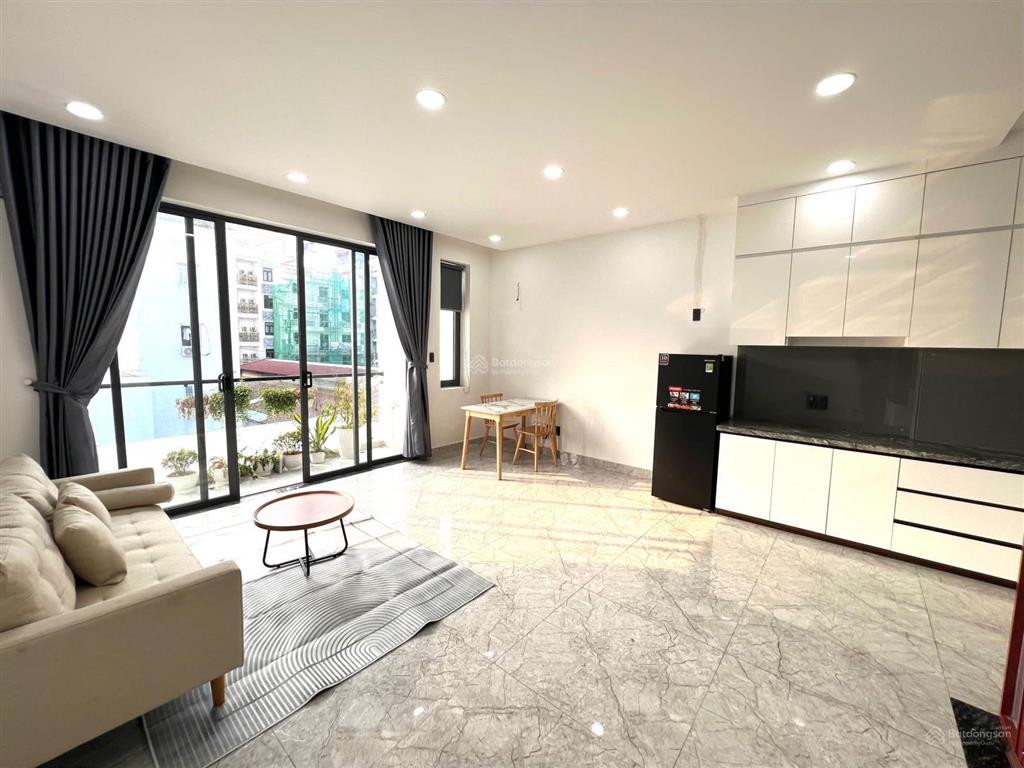 1pn siêu rộng 45m² ngay vòng xoay dân chủ q3  tiện qua q1