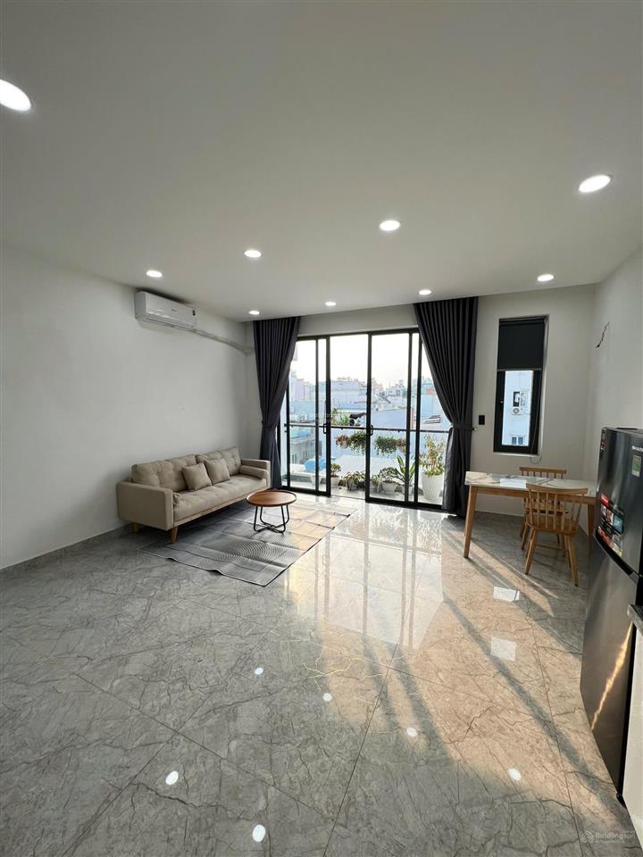 1pn siêu rộng 45m² ngay vòng xoay dân chủ q3  tiện qua q1
