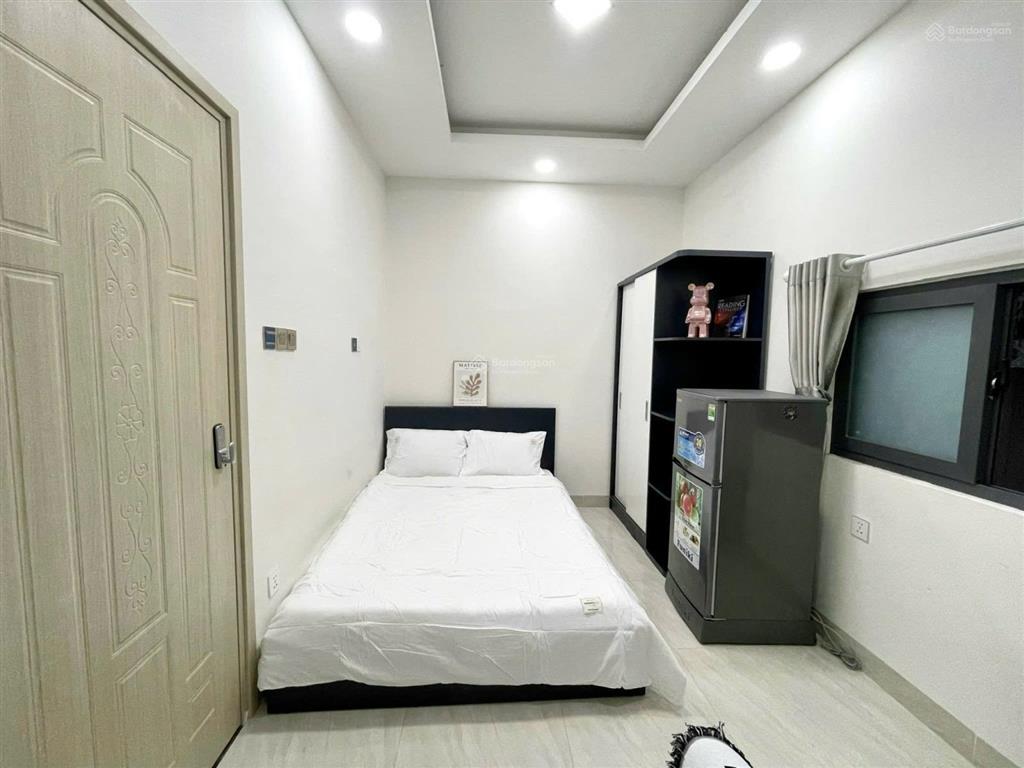 Căn hộ mini thang máy giá rẻ  ngay vòng xoay dân chủ cmt8 q3 q10