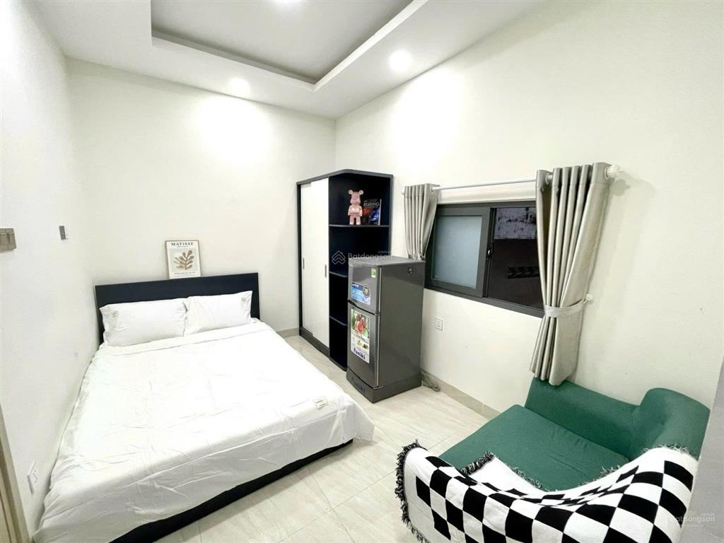 Căn hộ mini thang máy giá rẻ  ngay vòng xoay dân chủ cmt8 q3 q10
