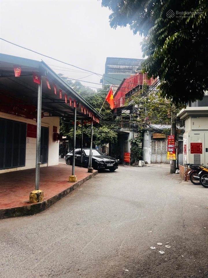 Nhà lô góc trần khát chân  tầm tiền hiếm, nhỉnh 4 tỷ. mua về xây mới  giá trị tăng bộn.