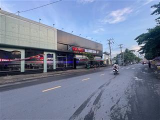 Đầu tư tương lai. mt bình quới, xvnt nối dài. 20x96m. cn 435.233m2. cấp 4. hđt 80tr. giá 76.3 tỷ