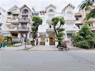 Biệt thự đã ra sổ chỉ 48.5 tỷ. mt đường số 53a 16 x 19m. cn 291.19m2. hầm 3 tầng. hđt 150tr/tháng