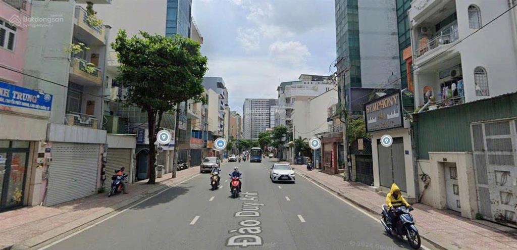 Góc 3mt đỉnh. chỉ 200tr/m2. mt 9.5m đào duy anh. dài 32m. cn 288m2. 4 tầng. hđt 220tr. giá 63.7 tỷ