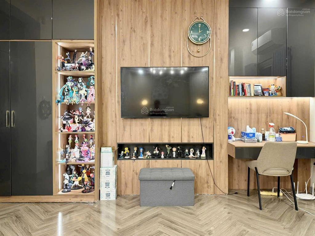 Bán tương lai. mt 10 thanh đa. nở hậu. dài 30m cn 288.4244m2. ct hầm 7 tầng. hđt 180tr. giá 42.6 tỷ