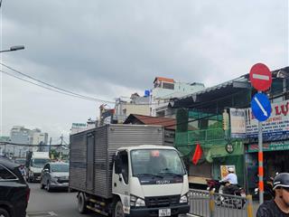 Siêu phẩm xuất hiện. 10m ngay ung văn khiêm.40 phòng chdv thu 300tr. cn 215m2. 7 tầng st. giá 33tỷ